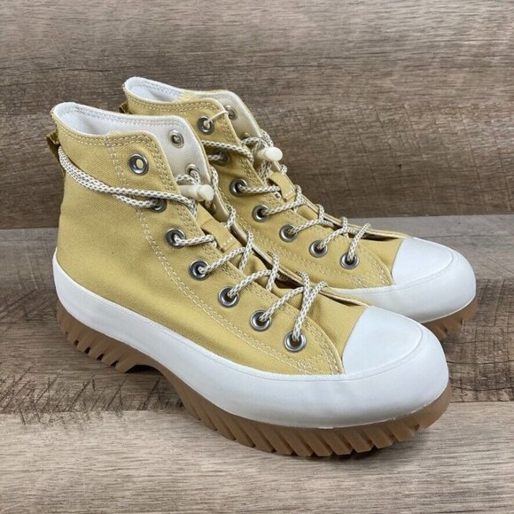 Converse Chuck Taylor All Star Lugged 2.0 Hi Gold Canvas Shoes Womens 6.5 NEW - Picture 1 of 10